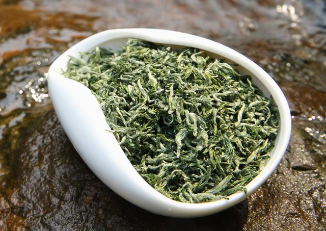 赶在春天,喝杯川茶!