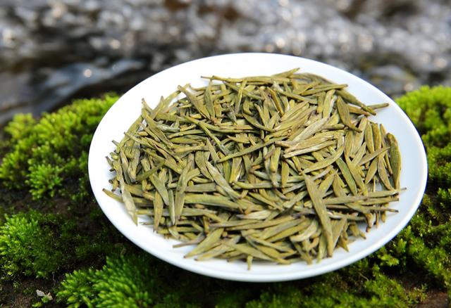 赶在春天,喝杯川茶!