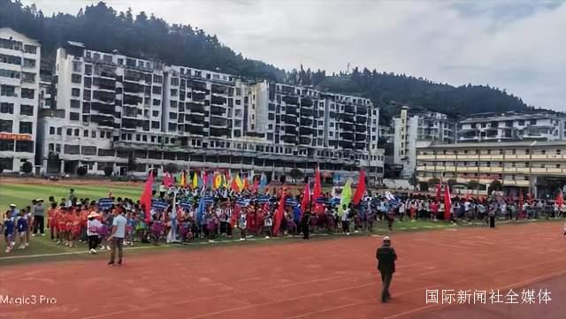 贵州省从江县第六届中小学生体育艺术节盛大开幕