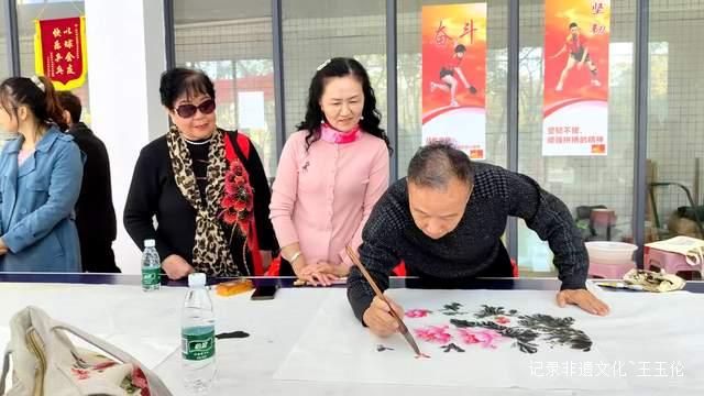 山海情缘,笔墨飞扬一一贵州茫父书画院海陵岛艺术交流会