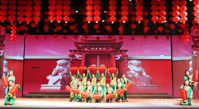 “月满元宵 欢乐团圆”:从江县元宵晚会震撼上演