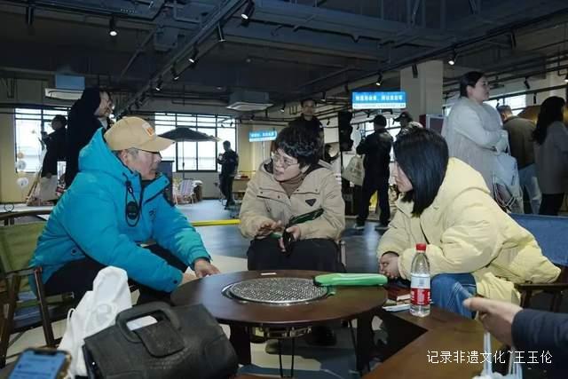 惊艳全场!2025露营大会新闻发布会精彩纷呈