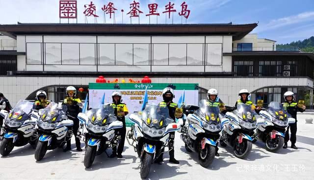 2025年“五一”黄金周:从江县变身欢乐海洋,民俗文化与自然风光引爆旅游热潮