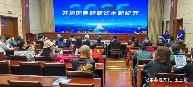 健康乐龄,书画映辉 —— 贵州省老年妇女书画艺术协会大健康盛宴纪实