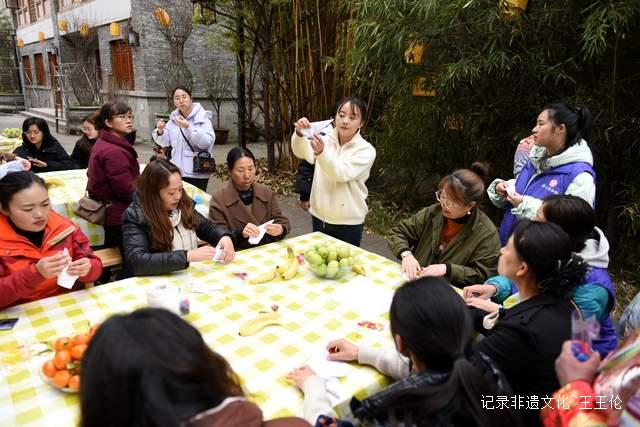 熊兆美:坚守蜡染传承与创新让非遗传承“活起来”