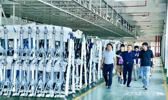耿直集团领导深入一线:全面了解露营之家供应链运营模式