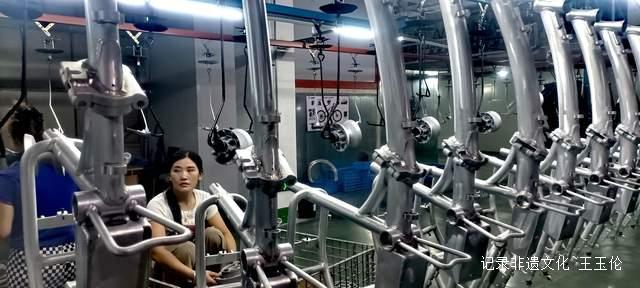 耿直集团领导深入一线:全面了解露营之家供应链运营模式