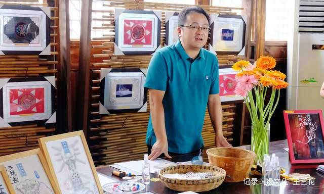 银拓生辉：都匀市民近距离感受非遗技艺之美