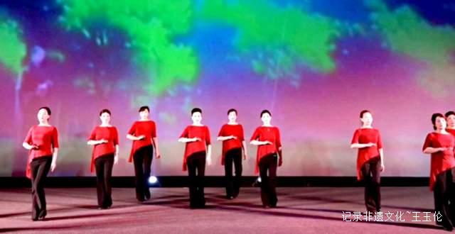 李艳琴：用歌声传递爱与希望的女中音天使