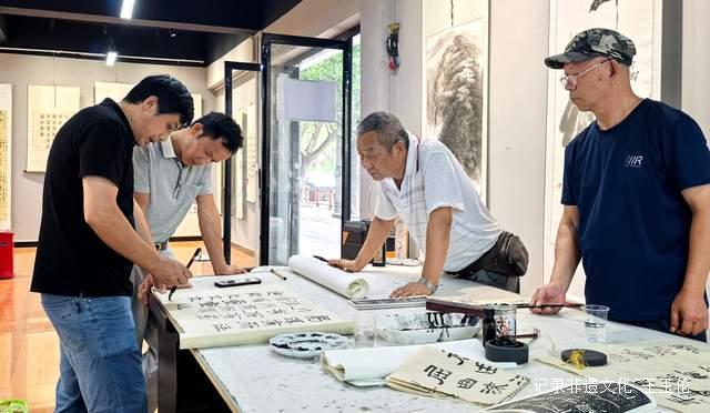 从江县文化馆暑期班火热开课，免费课程受家长热捧