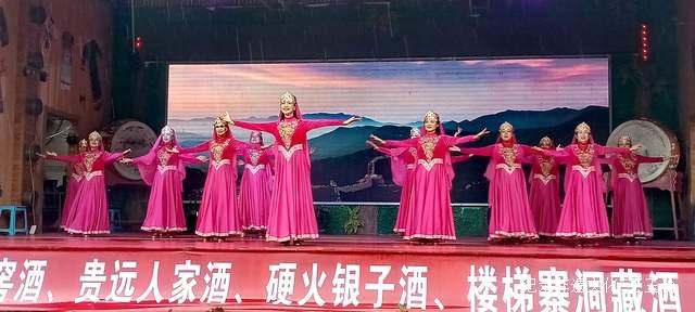 花溪楼梯寨歌寨舞民族歌舞表演大赛圆满举行 民族艺术薪火相传