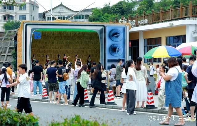 从赶路到品文化 贵州高速服务区非遗活动获旅客点赞