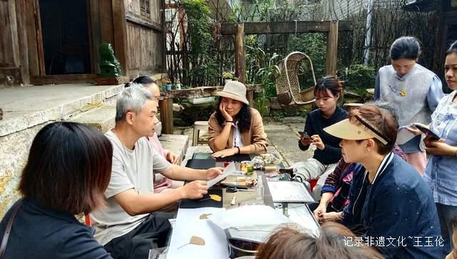 银杏科普研学游 贵阳石龙村中秋活动亮点纷呈