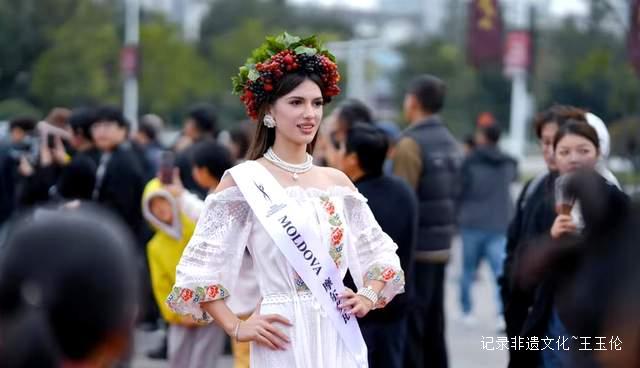 爽爽贵阳迎来世纪盛会：60余国佳丽角逐国际友谊小姐桂冠