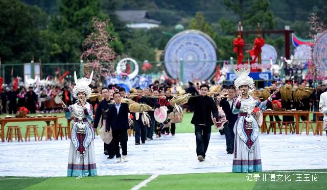 2025雷山苗年华丽来袭:芦笙巡游引爆全场,民族风情引爆社交媒体