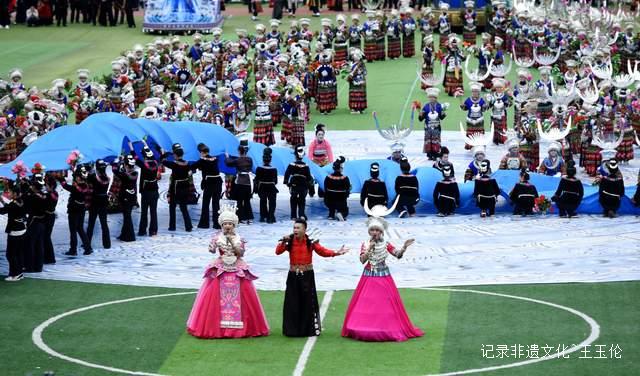 2025雷山苗年华丽来袭:芦笙巡游引爆全场,民族风情引爆社交媒体