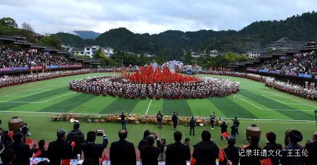 2025雷山苗年华丽来袭:芦笙巡游引爆全场,民族风情引爆社交媒体