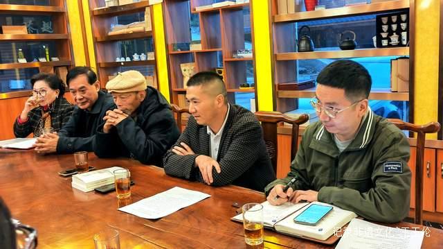 艺术点亮乡村:黔西南文联与贵州茫父书画院共绘振兴新蓝图