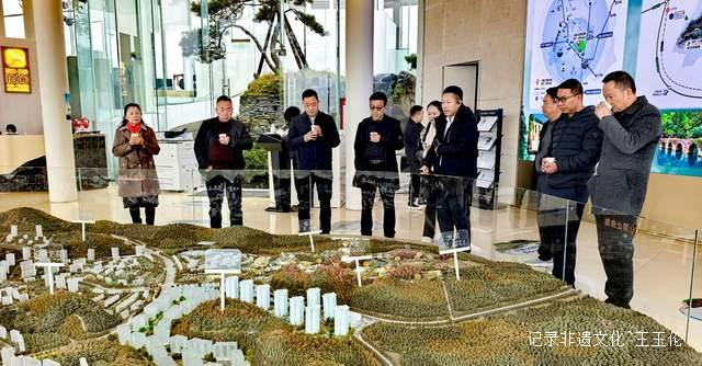 山海之间：一个游子眼中的百里杜鹃转型之路