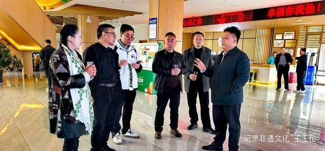 山海之间：一个游子眼中的百里杜鹃转型之路