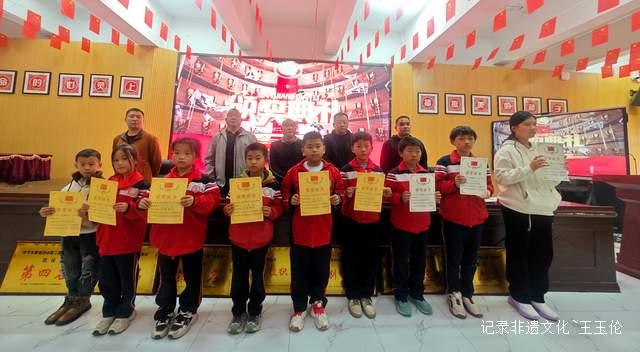 纵观棋局谁主沉浮 毕节会员杯象棋赛成智力竞技新焦点