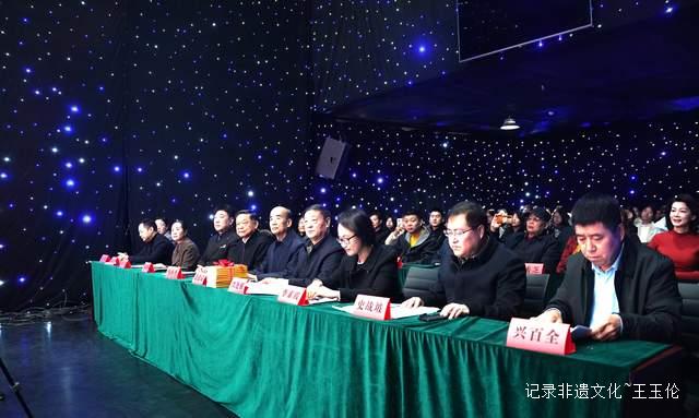 聚焦时代之问，叩响心灵之门 ——国内首部家庭教育题材系列精品短剧《失语的花》在河北邢台隆重开机