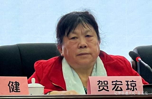 翰墨薪传谱新篇 巾帼同心启新程——贵州省老年妇女书画艺术协会成功召开第四届换届选举大会