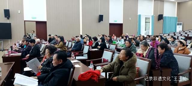 翰墨薪传谱新篇 巾帼同心启新程——贵州省老年妇女书画艺术协会成功召开第四届换届选举大会