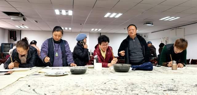 翰墨传薪火 颖拓续华章 ——茫父颖拓体验研修班在贵州老年大学成功举办