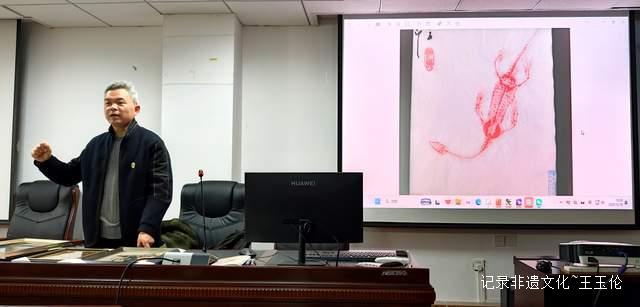 翰墨传薪火 颖拓续华章 ——茫父颖拓体验研修班在贵州老年大学成功举办