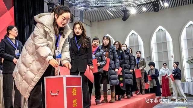 巾帼聚合力 启航新征程——毕节市女企业家发展联合会正式成立