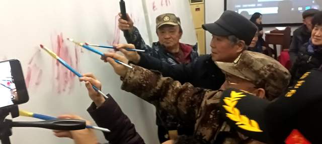 凝香重彩两山魂：一场用丹青与热泪浇铸的致敬