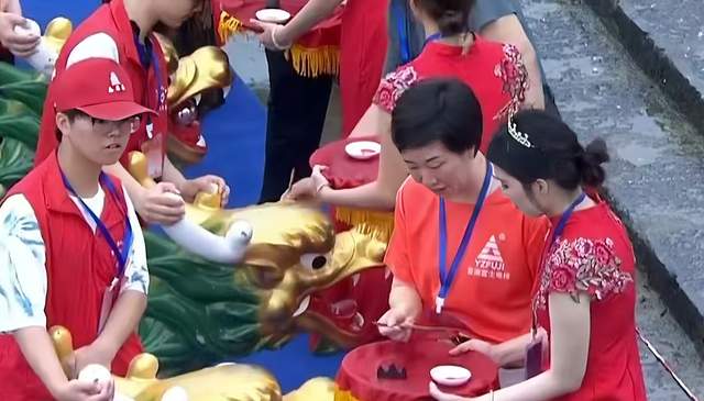 “龙腾资江·韵动邵阳”——“亚洲富士电梯杯”2026年邵阳市龙舟大赛盛大开幕