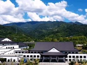 李守文率队考察露营之家全球优选(金华)贸易中心供应链工厂